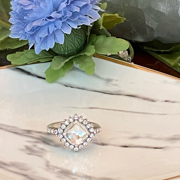 ⭐️SOLD⭐️Brighton “DEMANTUR” Ring ✨💍✨ - Picture 2 of 8